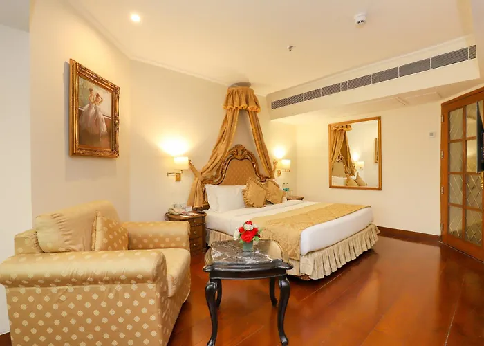 Hotel The Royal Plaza