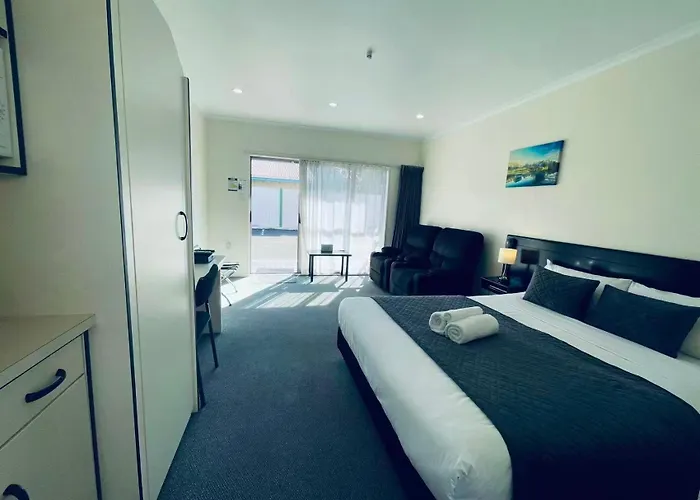 Legends Motel