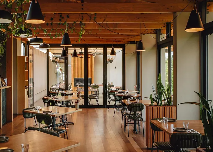 Tussock Hill Vineyard Retreats