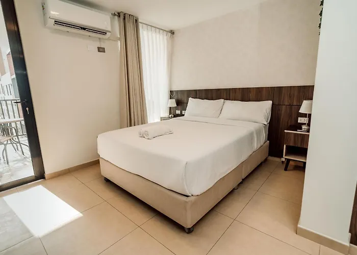 Hotel Qc