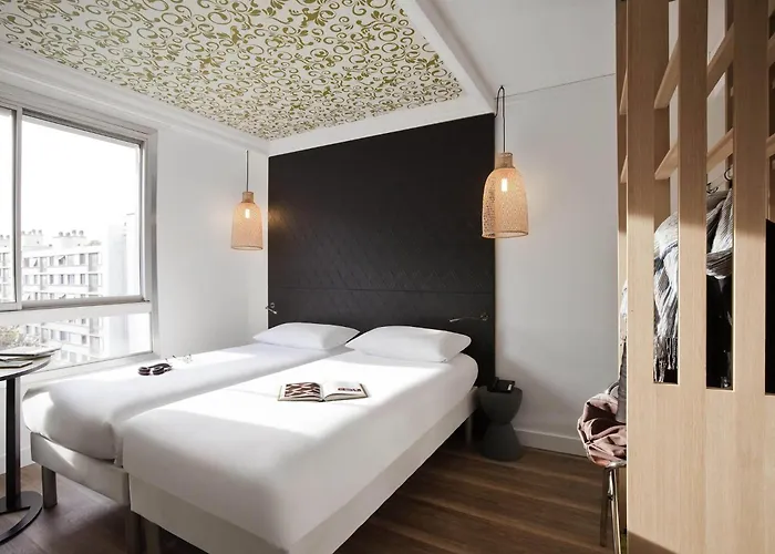  Ibis Styles Paris Buttes Chaumont