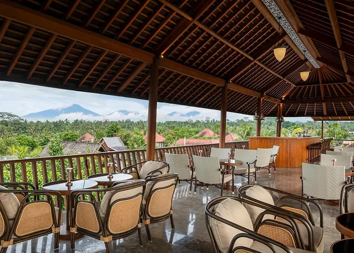 Hotel 5 Estrellas Adiwana Suweta