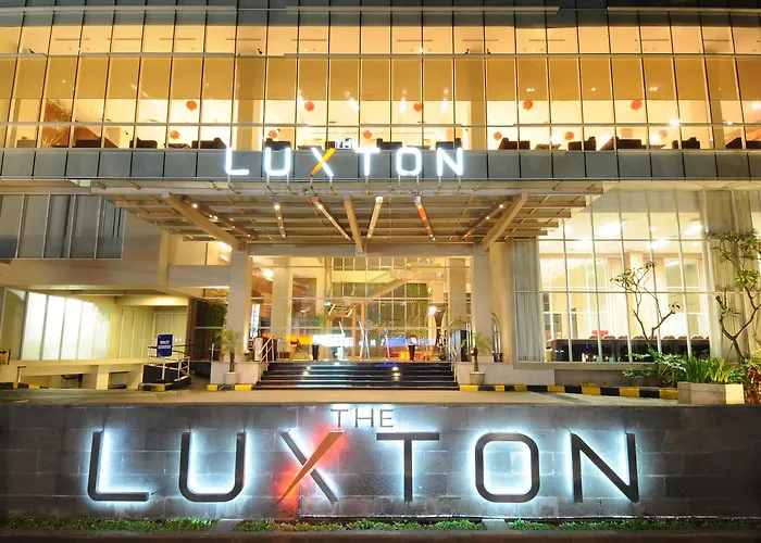 Luxton