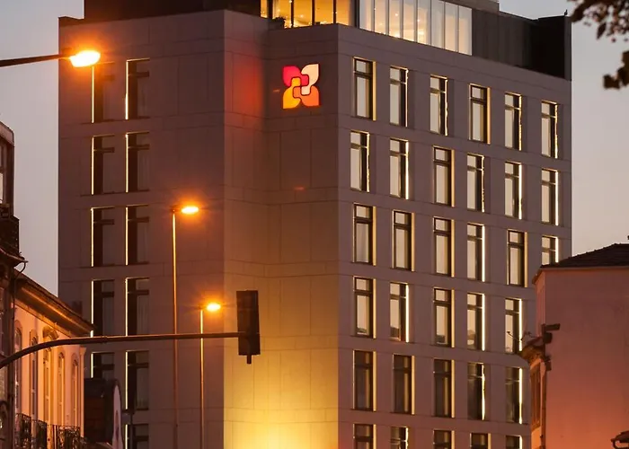 Resort: Hotel Premium Porto Downtown