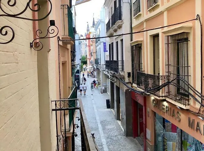 Calle Cuna