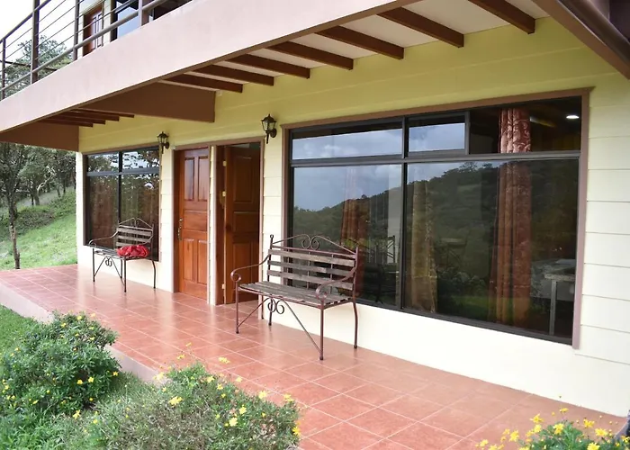 Monteluna Studios Monteverde